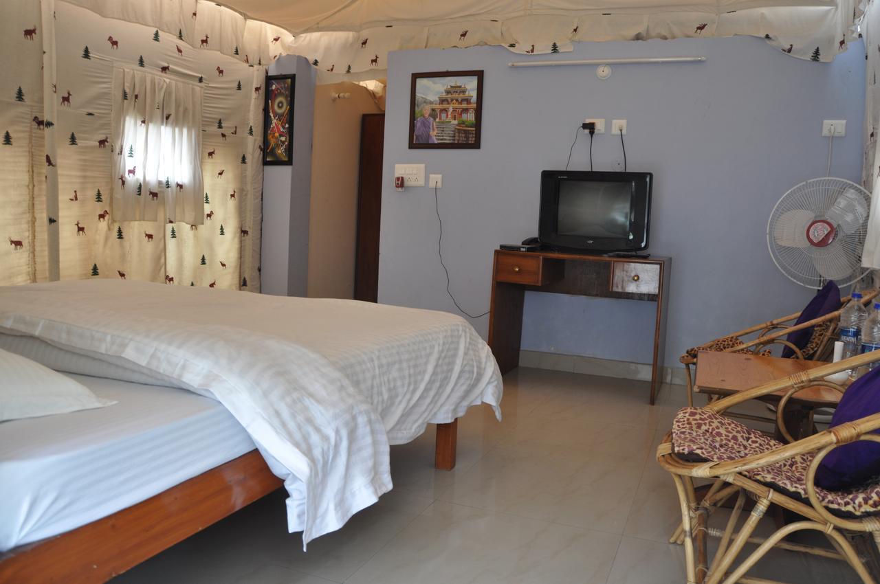 Tatva Bir Tents And Hotel Kangar Exteriér fotografie
