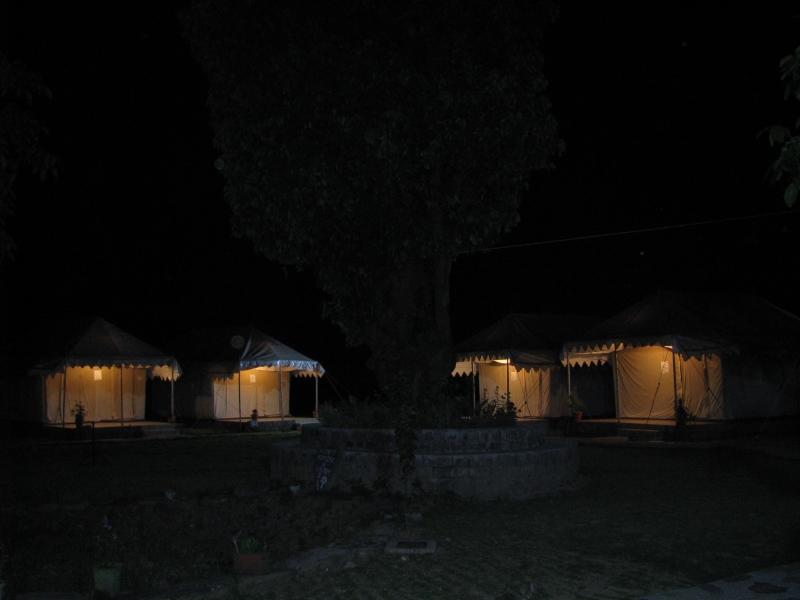 Tatva Bir Tents And Hotel Kangar Exteriér fotografie